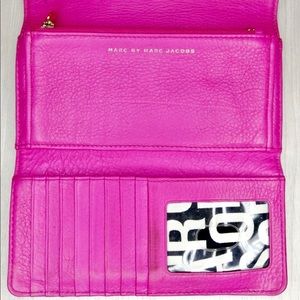 Marc by Marc Jacobs hot pink leather wallet
